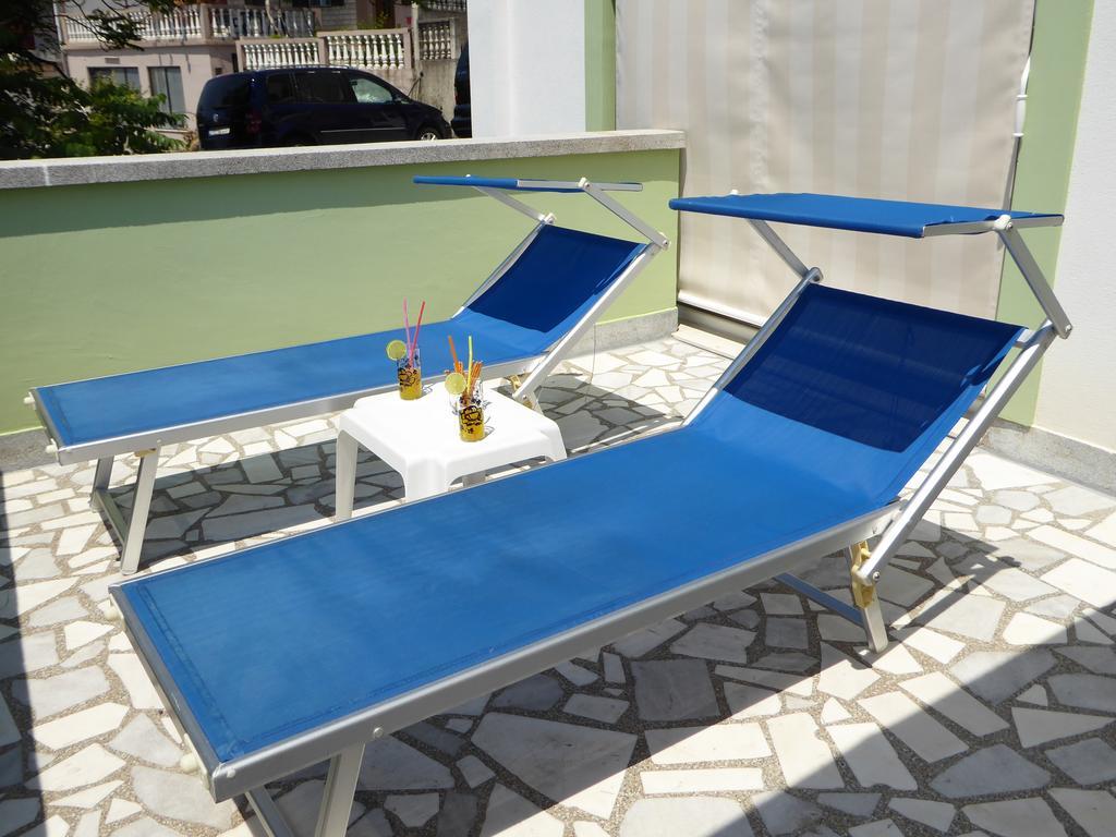 Apartment Cindy แฮร์เซ็ก-โนวี ภายนอก รูปภาพ